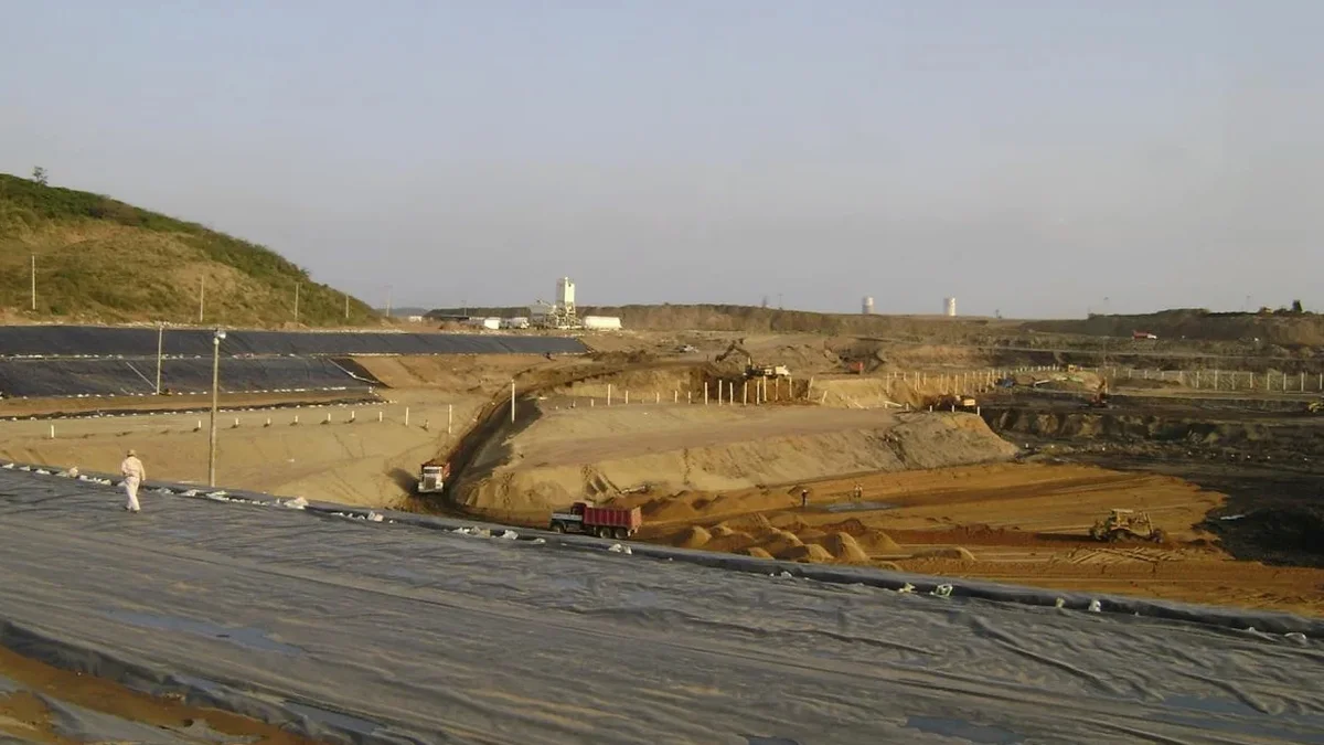 Diseño Geotécnico de Excavaciones Profundas en Temuco: Control de Napas y Estabilidad